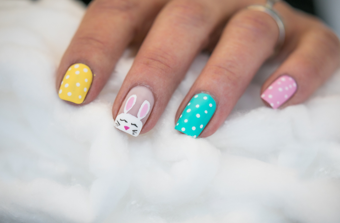 5 Simple & Adorable Easter Nail Design Ideas to Get You Egg-cited This Spring