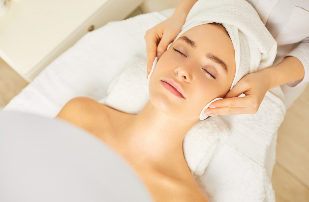 Purifying Cleanse Facial