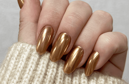 Chrome Nails The Mirror-Finish Manicure LoHi Can't Stop Wearing